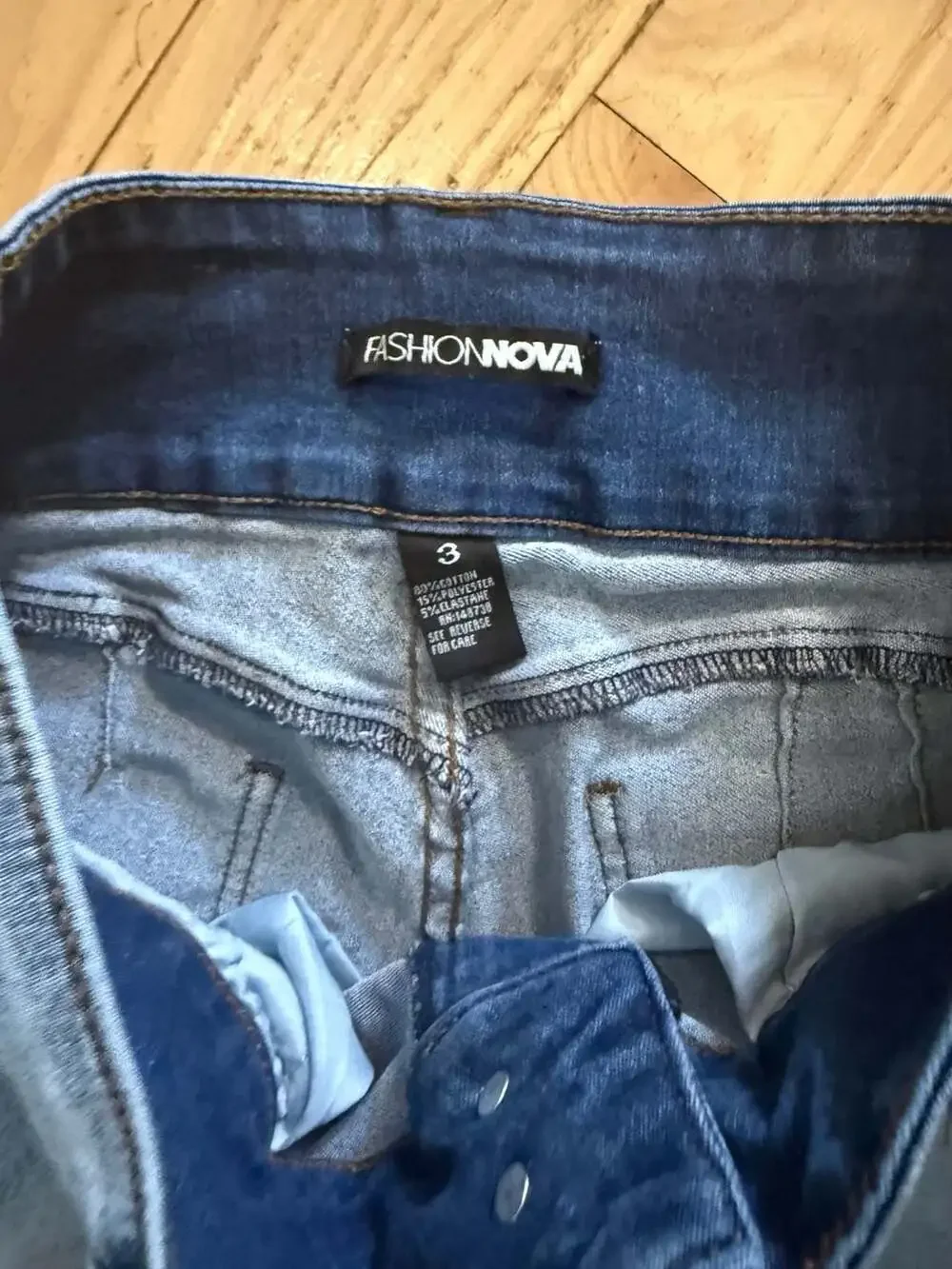 Fashion Nova Distressed High-Waist Skinny Jeans Size 3